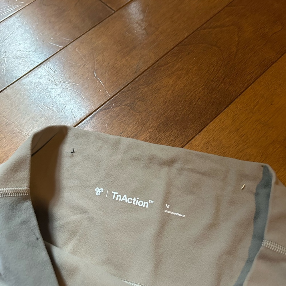 Aritzia TNA TnAction Bike Shorts Tan/Beige